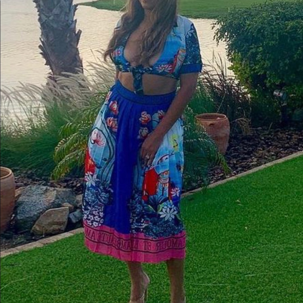 2 piece set